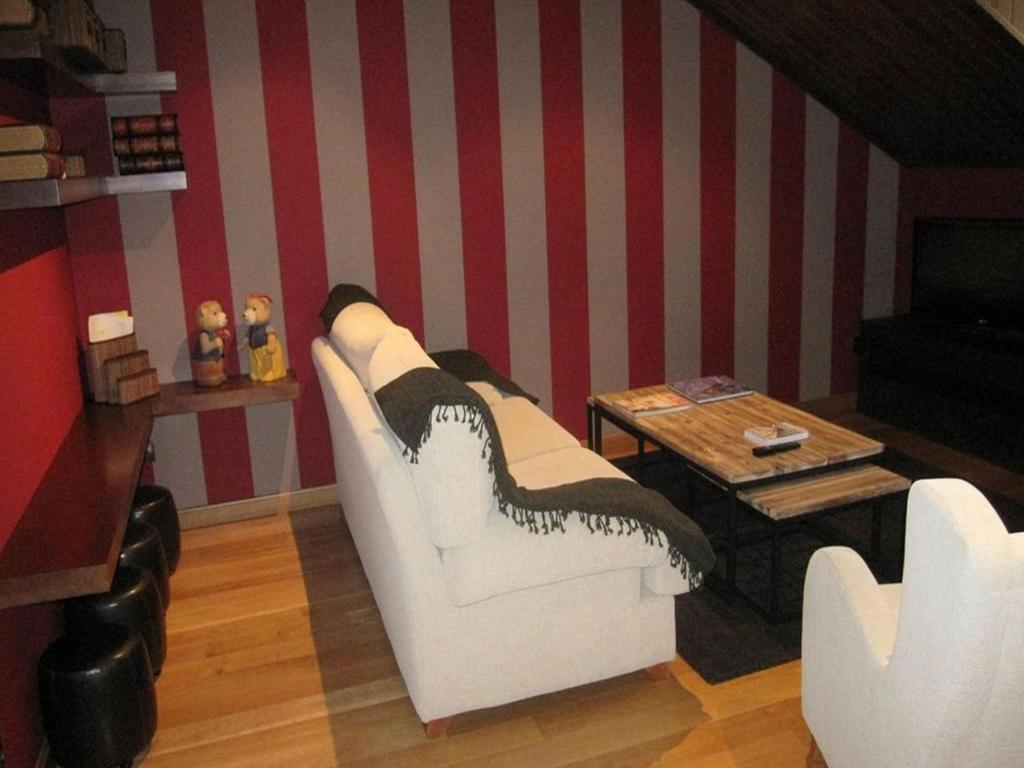 Senegüé Hotel Casbas מראה חיצוני תמונה